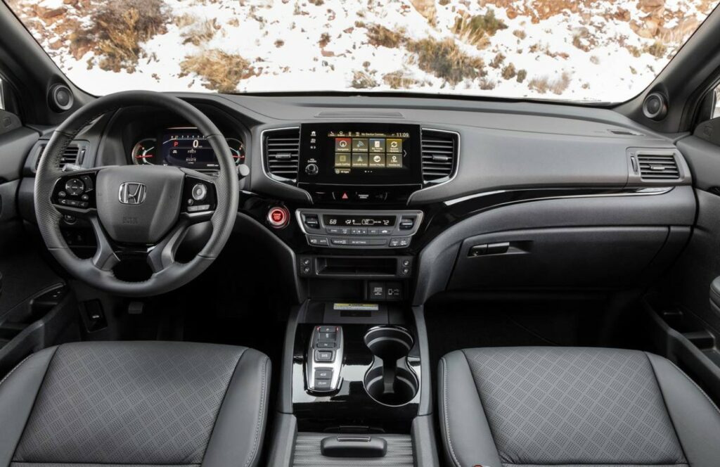 2023 Honda Passport Interior